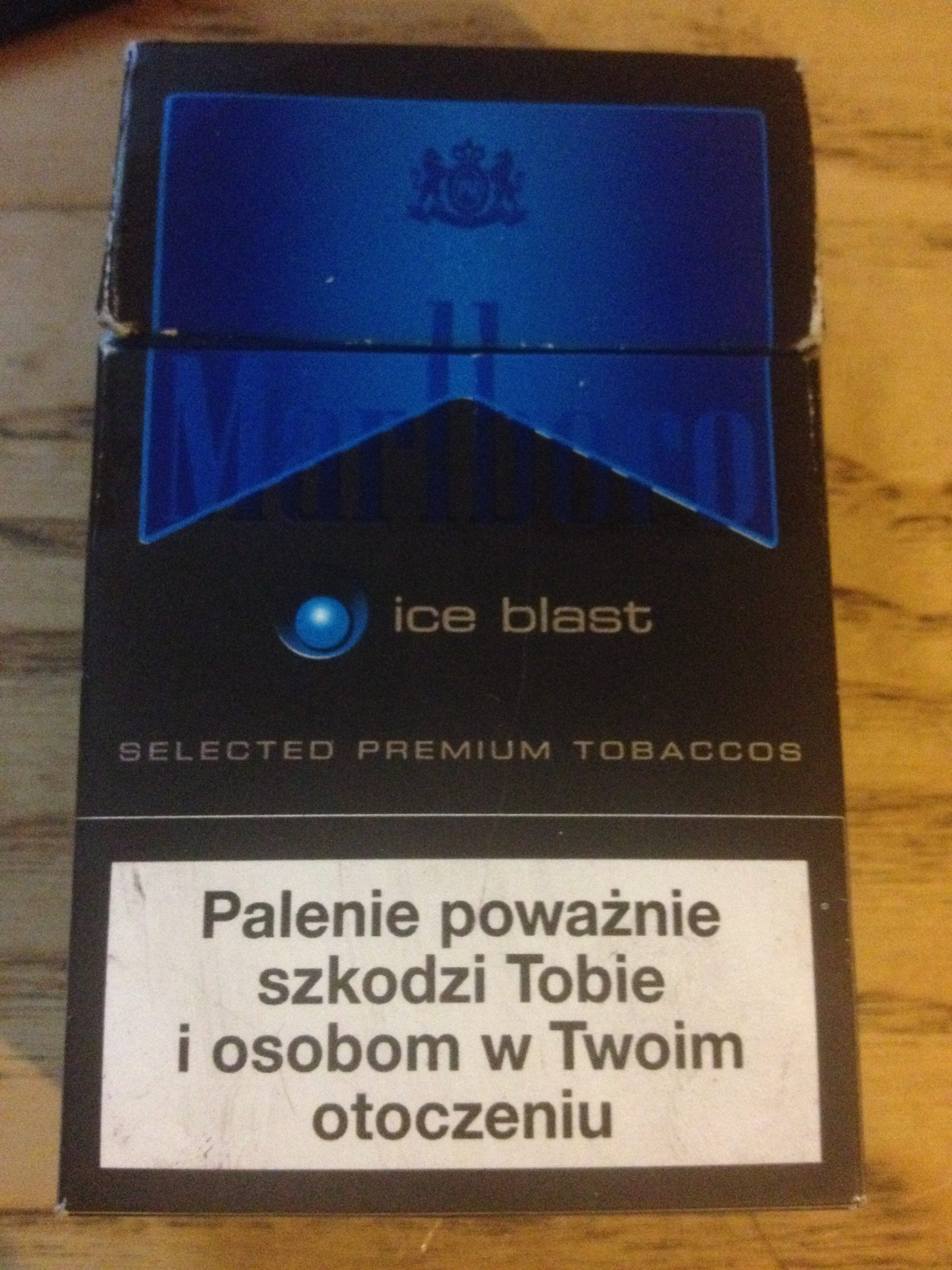 Sobranie Black Russian Sigara